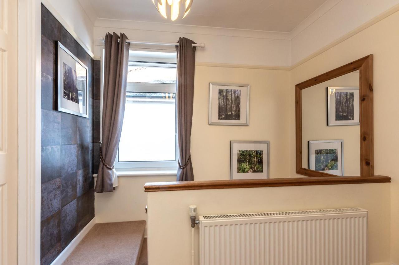 Cheerful 3-Bedroom Douglas House With Patio Southampton Exterior photo