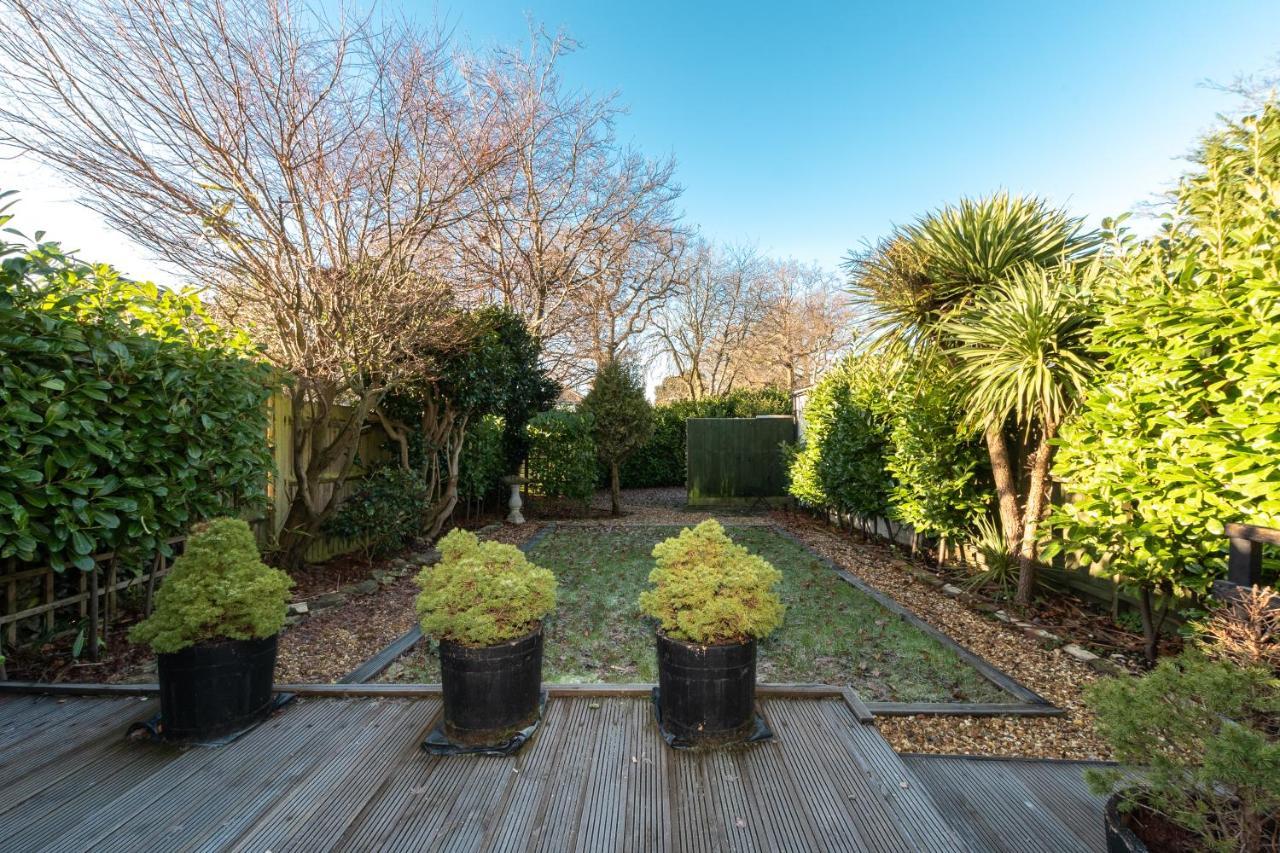 Cheerful 3-Bedroom Douglas House With Patio Southampton Exterior photo